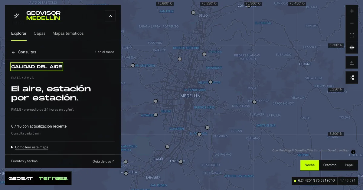 Geovisor GeoSAT: consulta «Calidad del aire» activa sobre el mapa de Medellín.