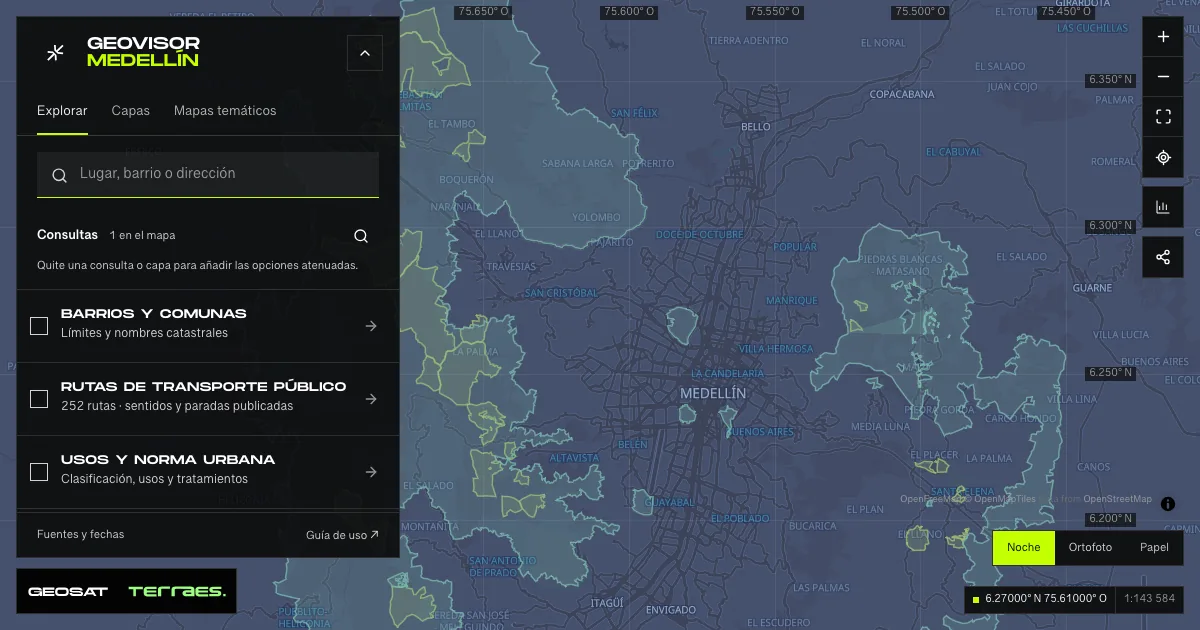 Geovisor GeoSAT: consulta «Reservas y áreas protegidas» activa sobre el mapa de Medellín.