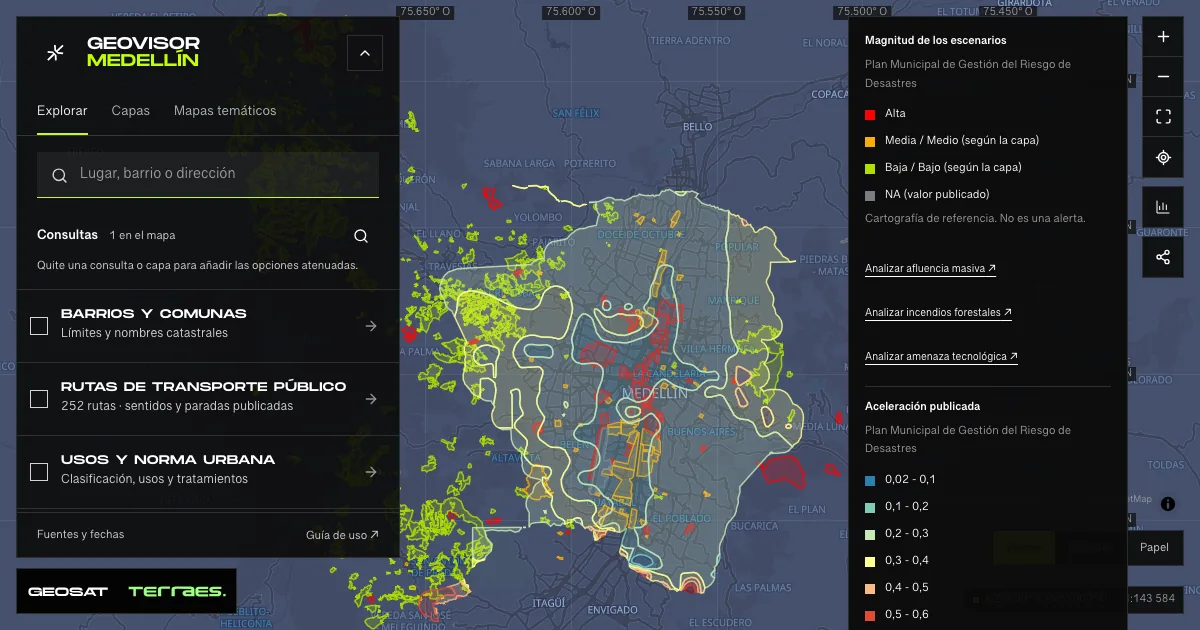 Geovisor GeoSAT: consulta «Escenarios del plan de gestión del riesgo» activa sobre el mapa de Medellín.