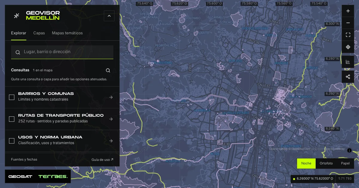 Geovisor GeoSAT: consulta «Paisajes y caminos valorados» activa sobre el mapa de Medellín.
