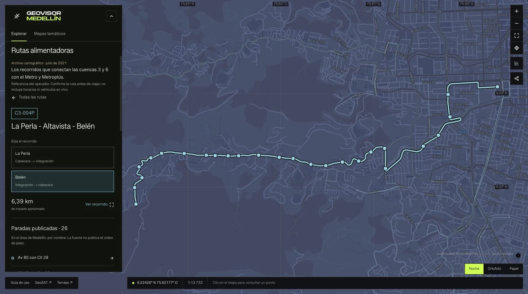 El recorrido seleccionado conserva su contexto y muestra únicamente las paradas asociadas al itinerario.
